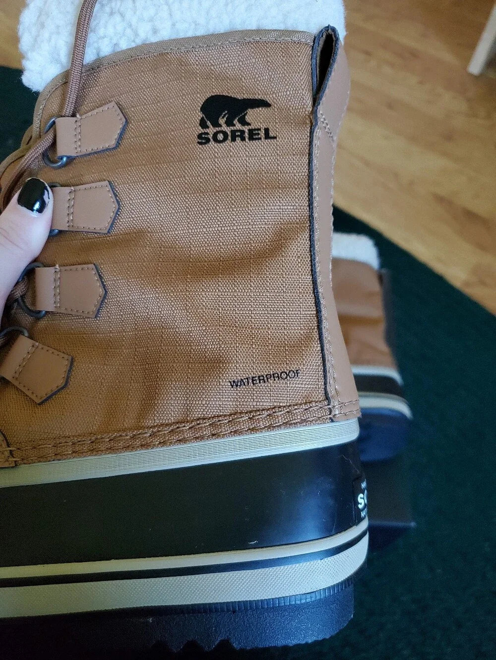 NWT Sorel Winter Carnival Camel Brown  Women's Winter Boot Size 10 Waterproof